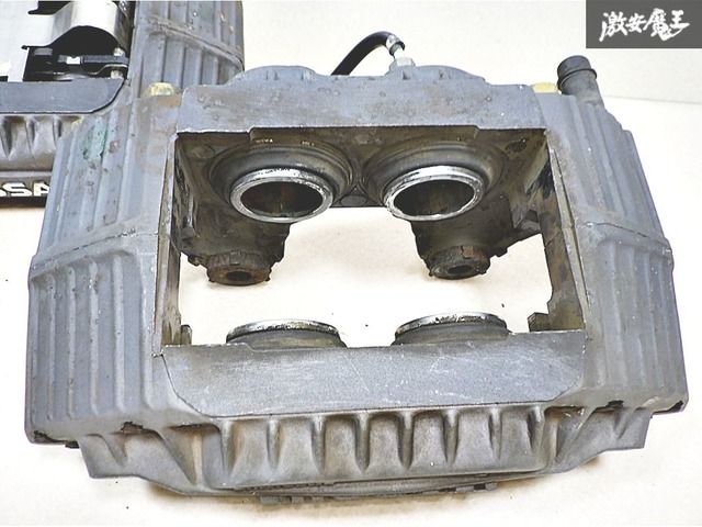 NISSAN 日産 純正 HCR32 スカイライン フロント ブレーキ キャリパー