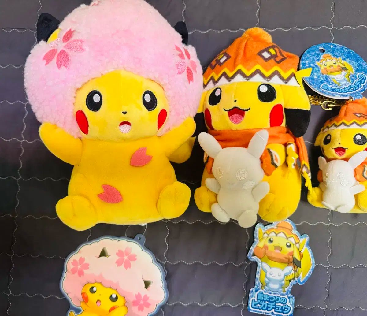 ポケモンセンター ピカチュウぬいぐるみ