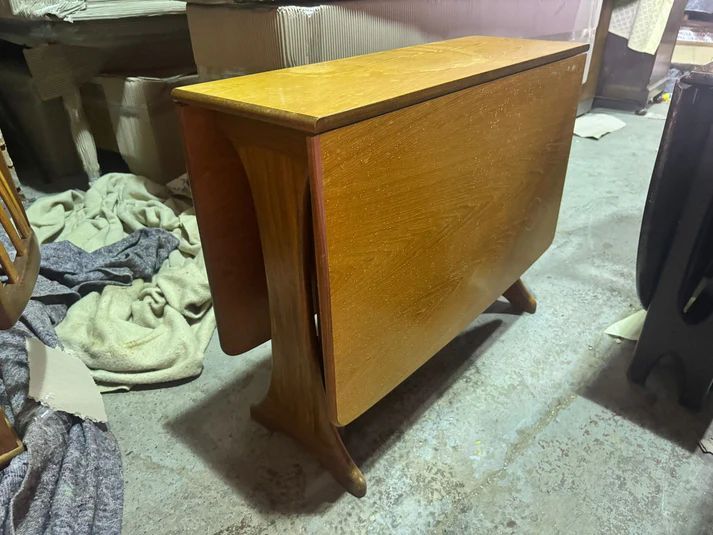 【値下げ】イギリス　ヴィンテージ　折りたたみ　ゲートレッグ　バタフライ　テーブル 楽天市場】英国アンティーク ゲートレッグテーブル バタフライテーブル