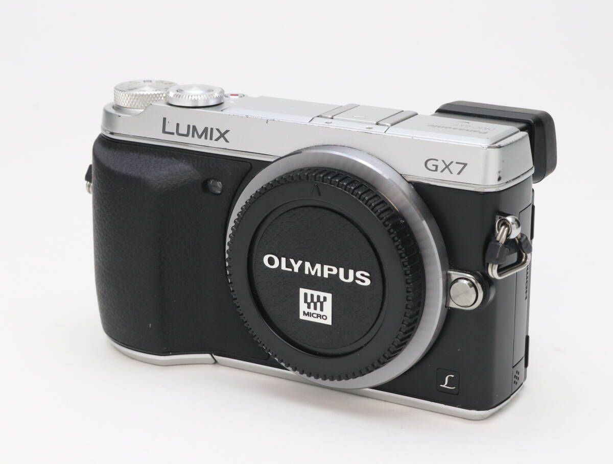 B 並品 Panasonic パナソニック LUMIX DMC-GX7 ボディ シルバー シャッター数 8 112枚 初期不良返品対応 110-158