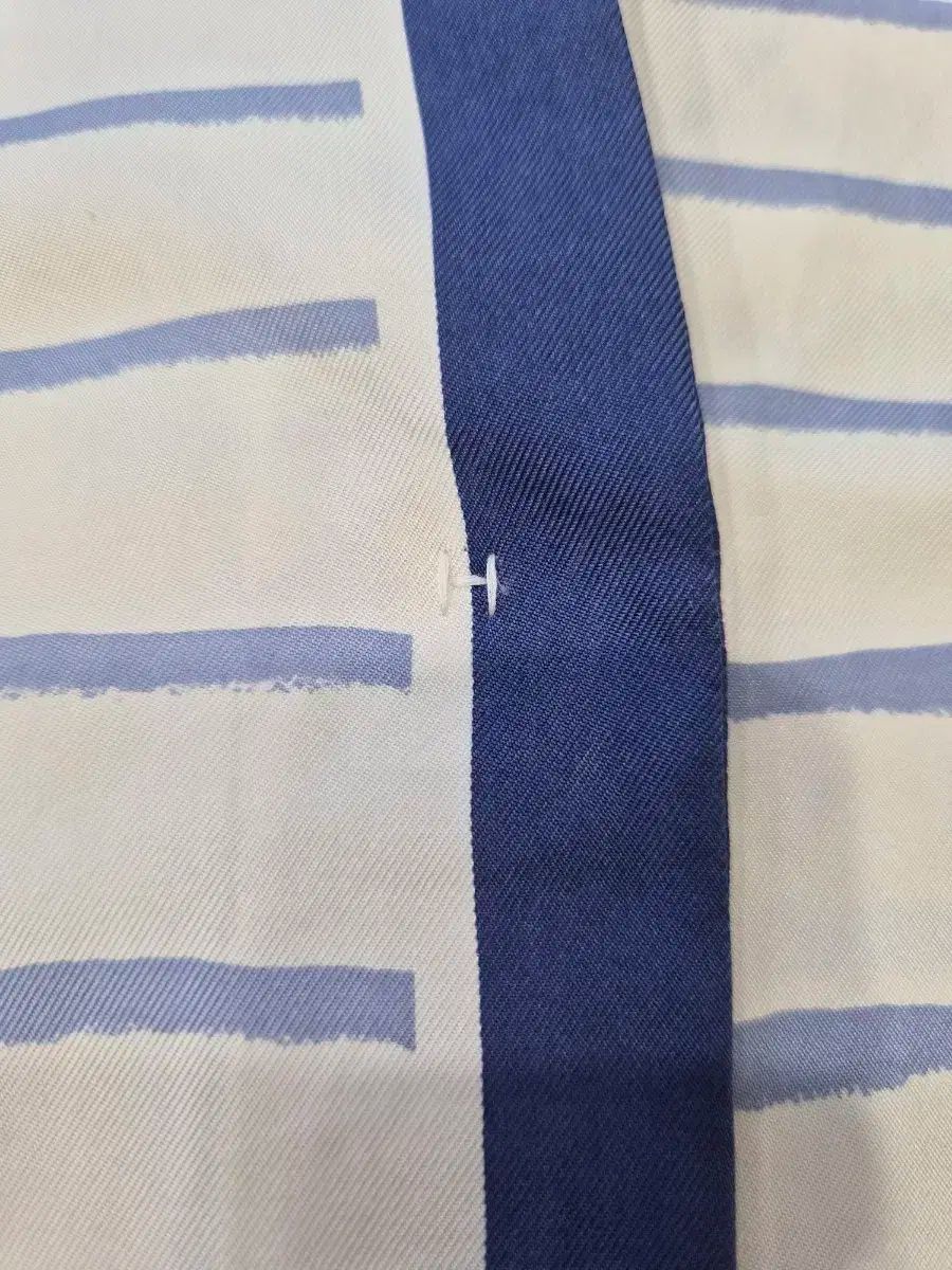 クラッチバッグ