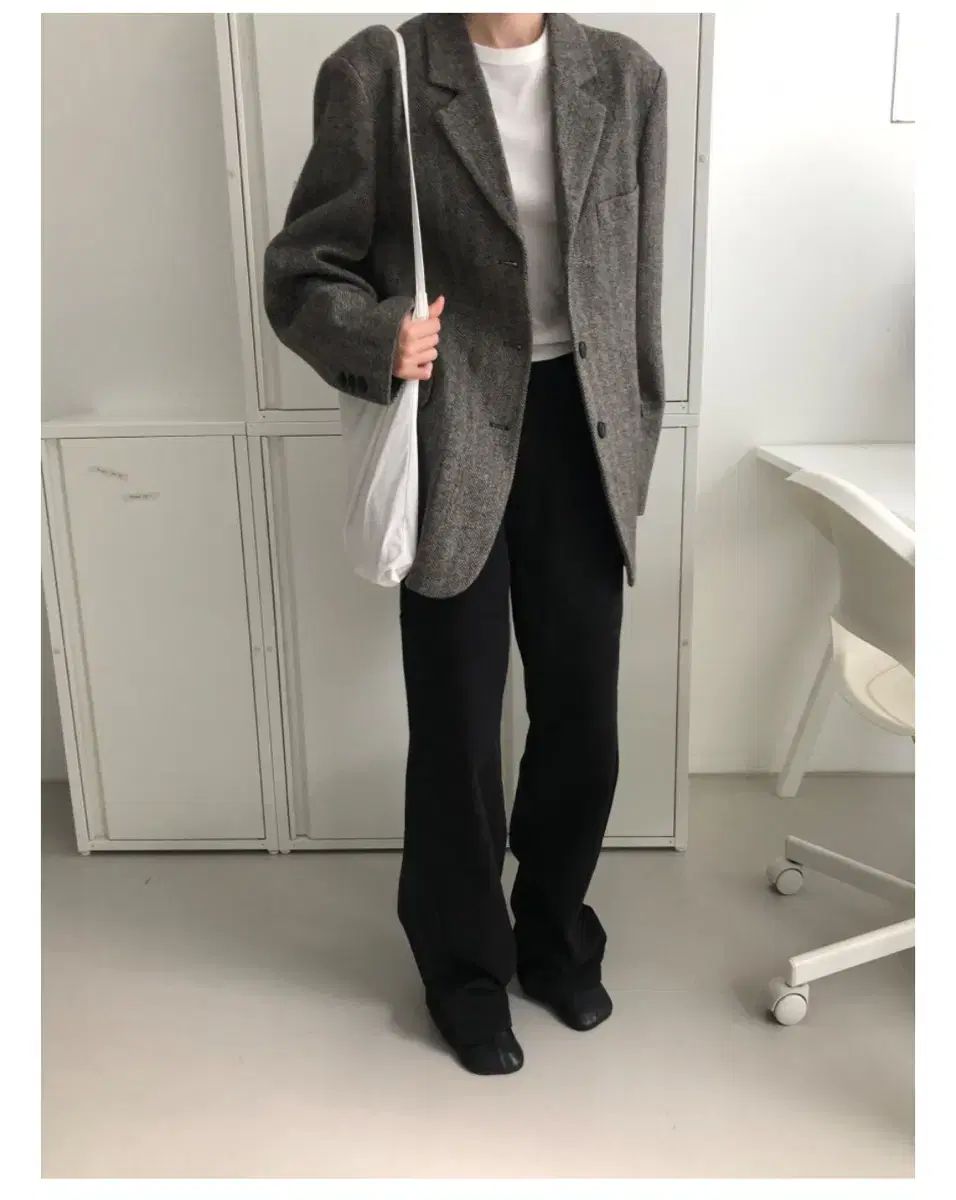 タグ ブラック デニム パンツ sサイズ