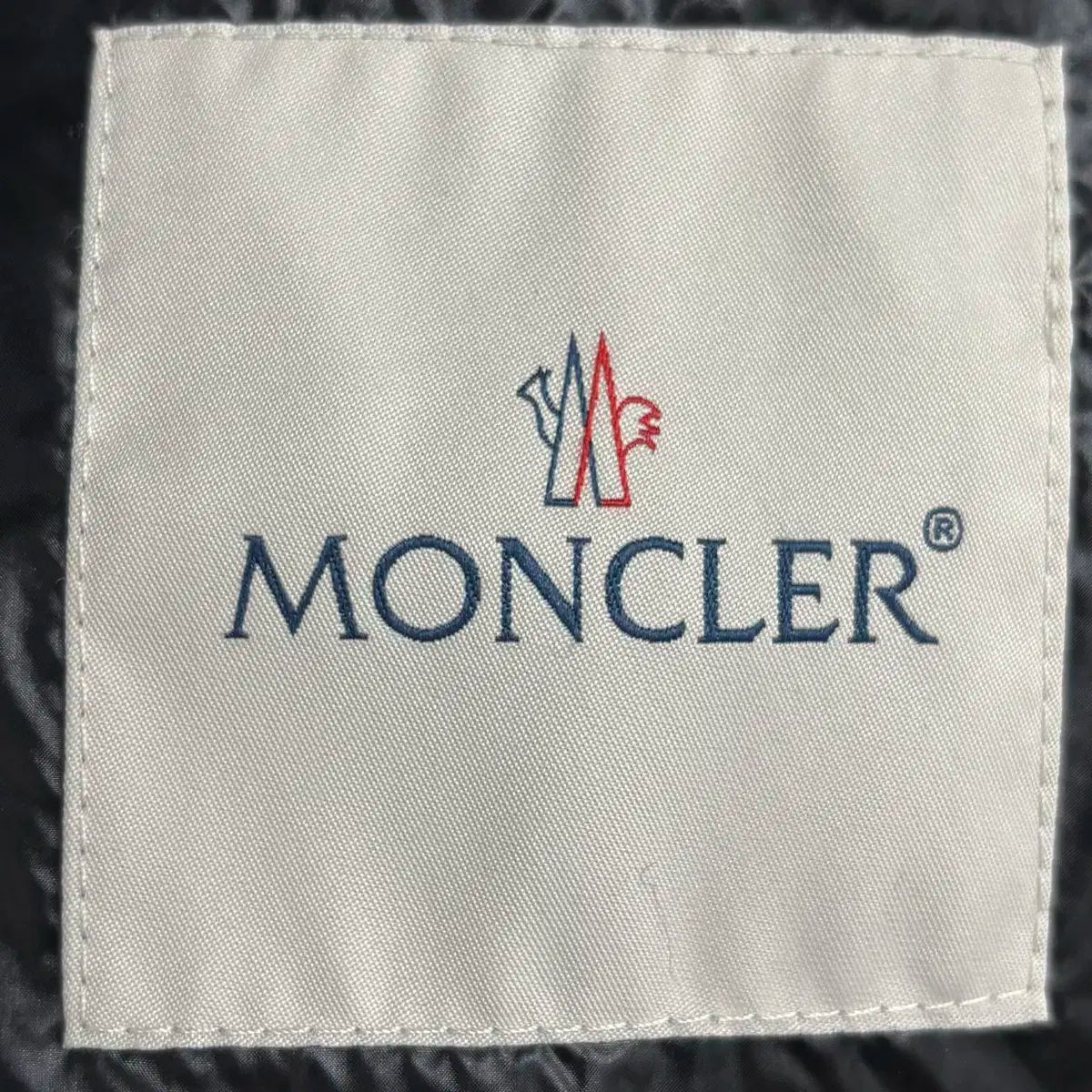 0 モンクレール