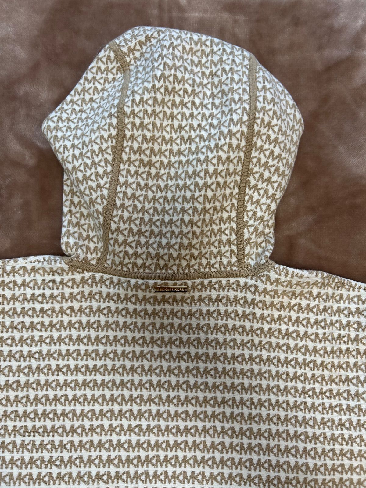 定価62,700円未使用マイケルコースMICHAEL KORSミニ MKブロックロゴ