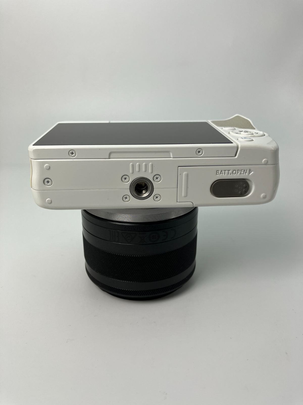 返品保証・動作確認済】Canon EOS M10 レンズキット - メルカリ