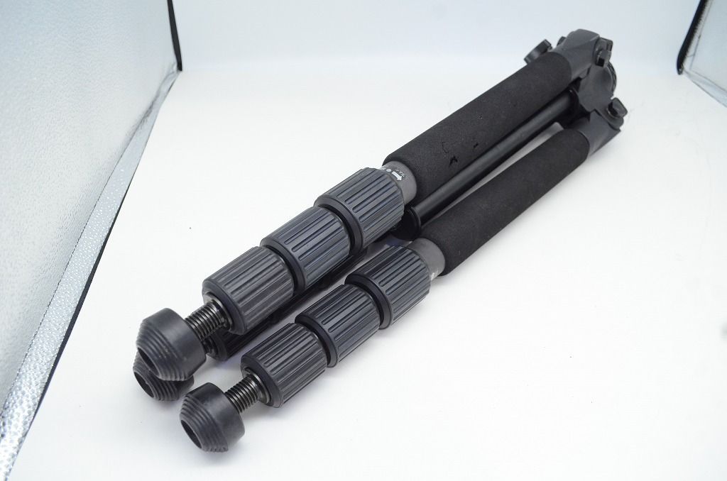 Velbon Neo Carmagne ネオカルマーニュ 740 カーボン4段三脚 251113f