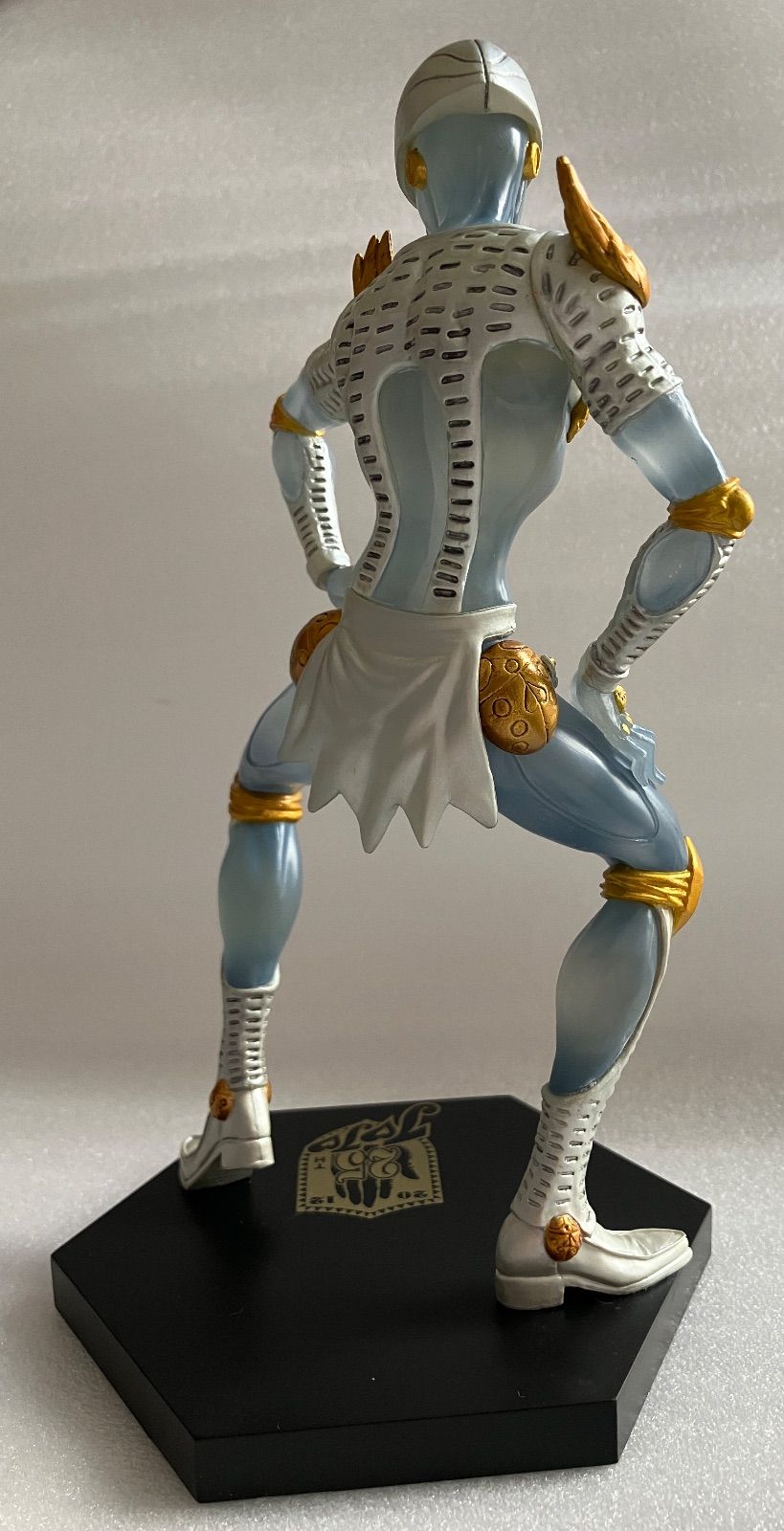 e?ジョジョの奇妙な冒険? ゴールド・エクスペリエンス フィギュア