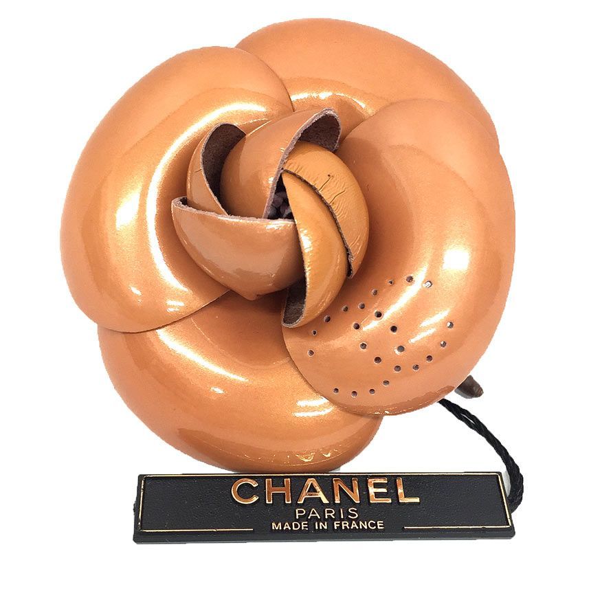 CHANEL シャネル レザー カメリア ブローチ コサージュ 花 01PA ピンクベージュ aq11590