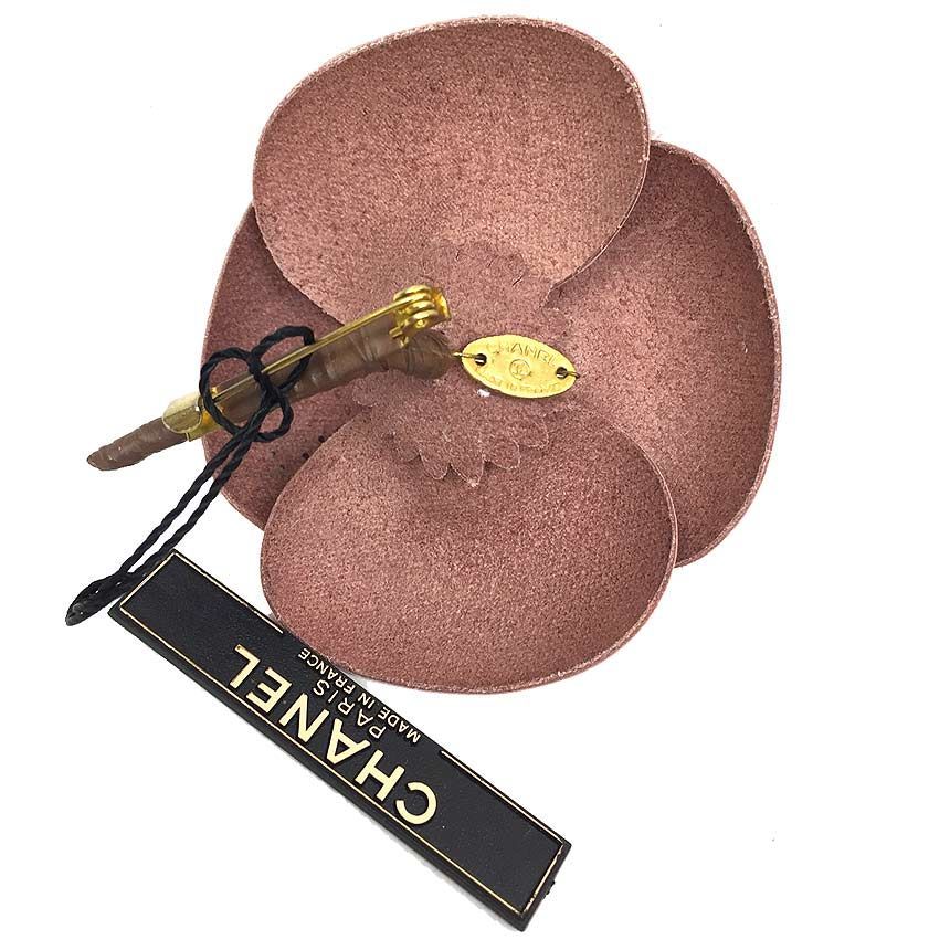 CHANEL シャネル レザー カメリア ブローチ コサージュ 花 01 PA ピンクベージュ aq 11590