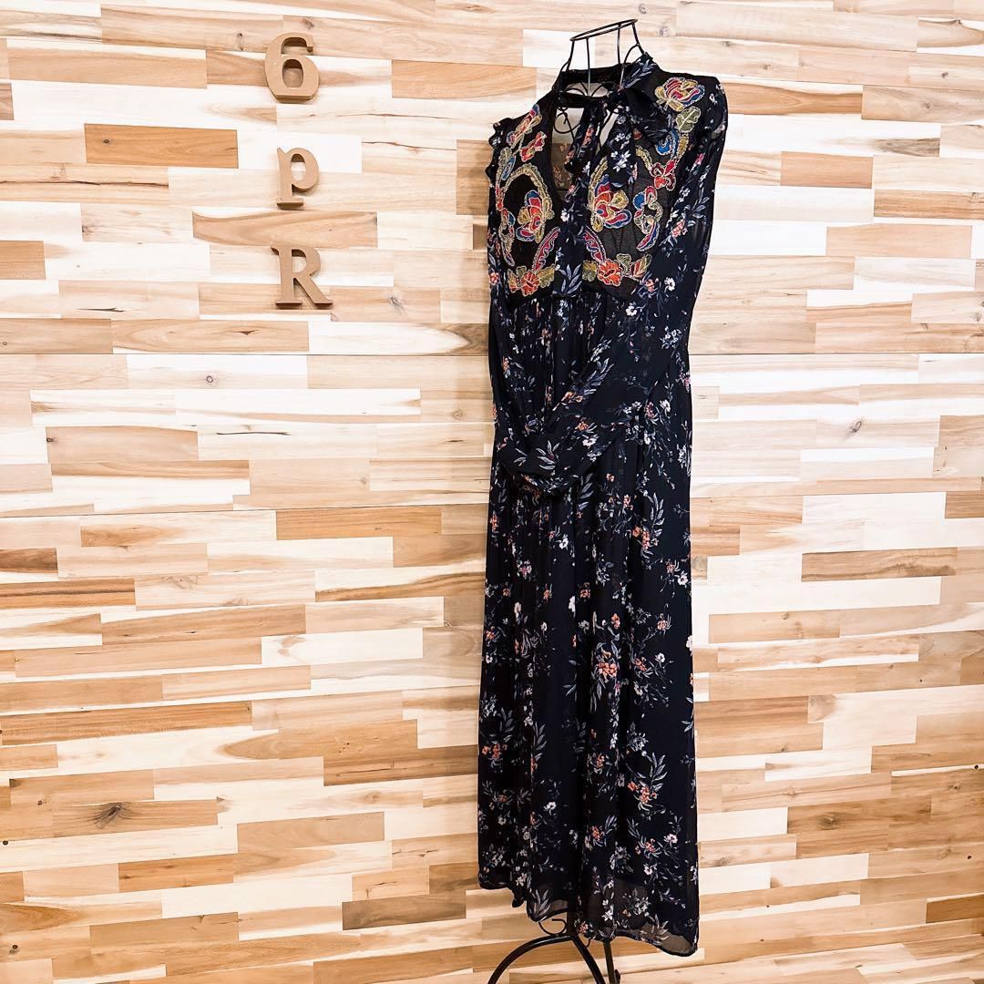 ザラ シアー 花柄 刺繍ビジュー ロング プリーツ ワンピース S 黒×ピンク