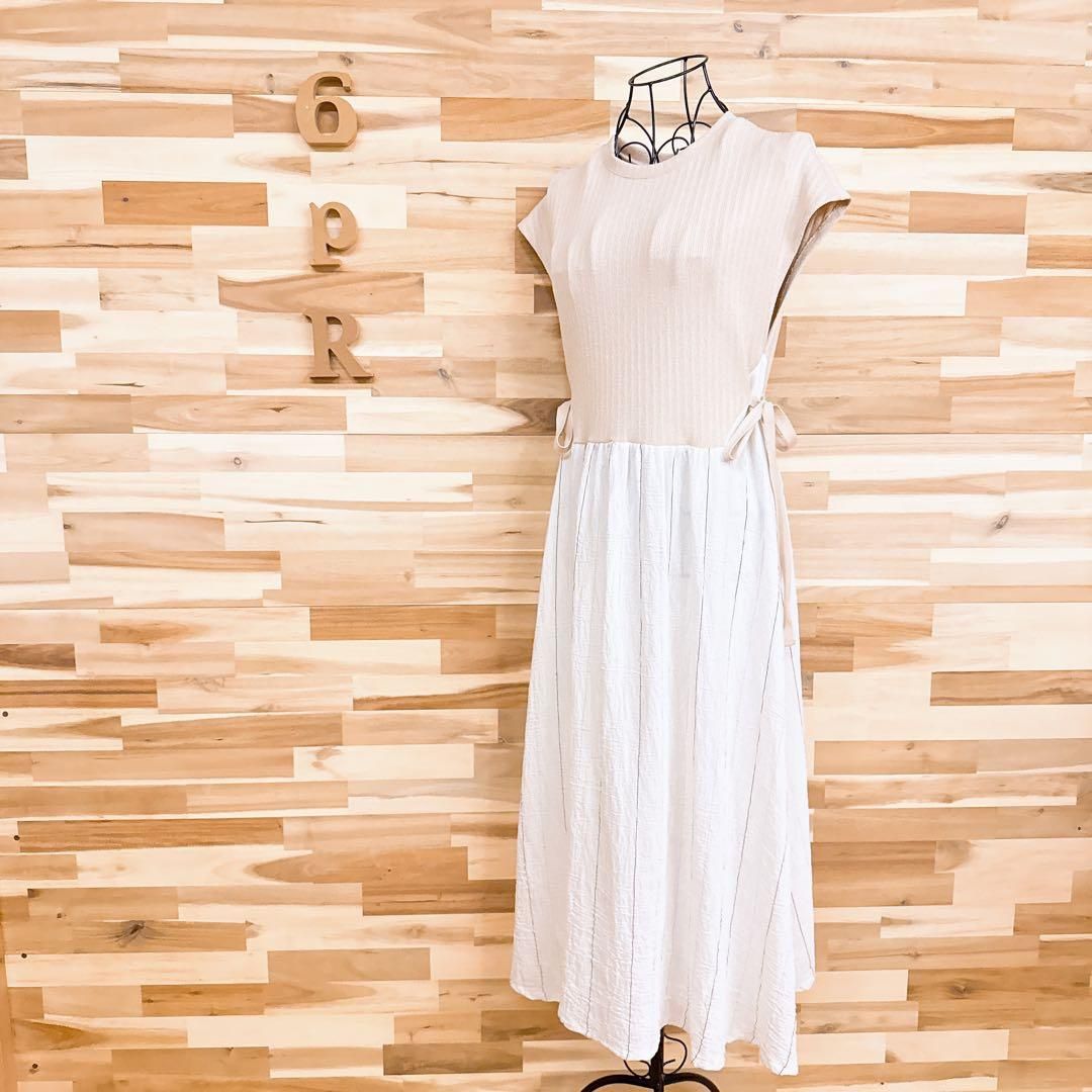 ザラ ナチュラル シアサッカー ドッキング ロング ワンピース Sベージュ 白