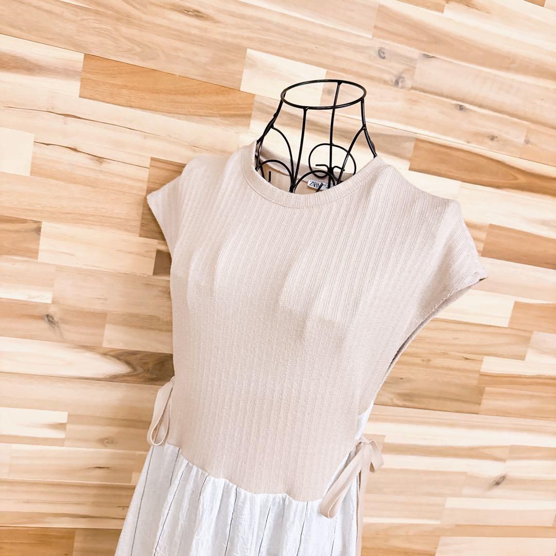 ザラ ナチュラル シアサッカー ドッキング ロング ワンピース Sベージュ×白