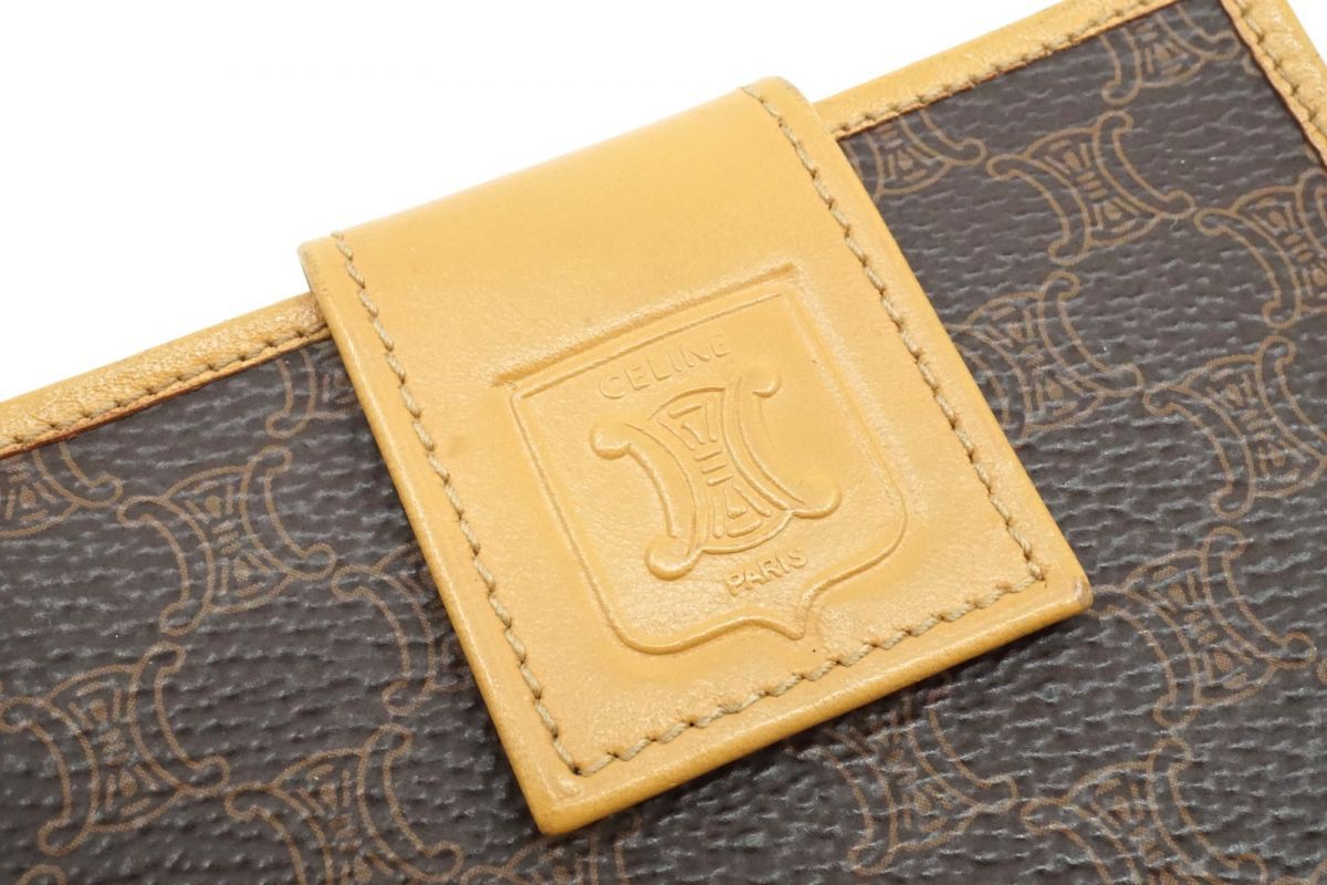セリーヌ ヴィンテージ 二つ折り 財布 トリオンフロゴ マカダム Unisex PVCレザー 茶 ブラウン CELINE 4437 k