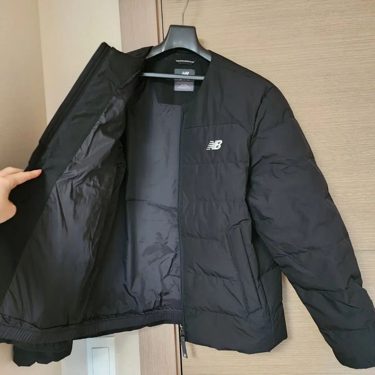 ニューバランス UNI アクティブ ライト ダウンジャケット 95サイズ
