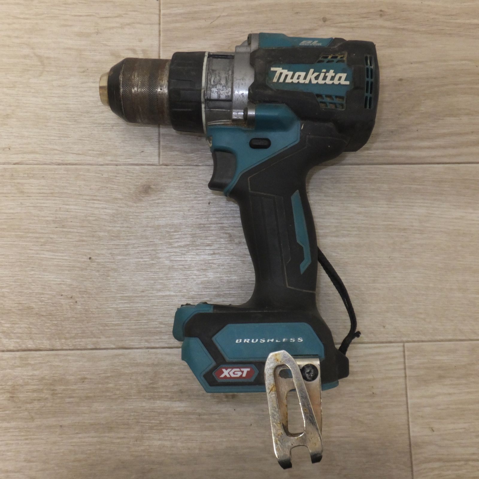 マキタ makita 充電式ドライバドリル DF001G 36V-40V max 本体のみ
