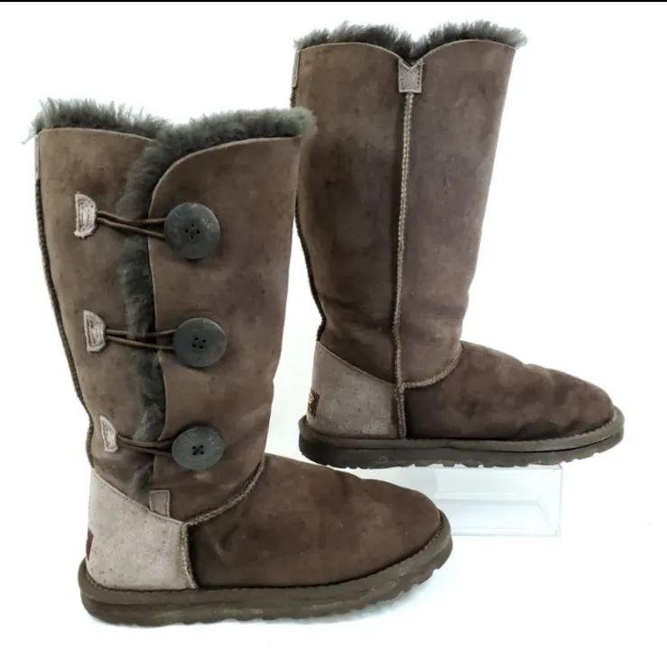 UGG Australia ロングムートンブーツ ベイリーボタントリプル 23 cm ダークブラウン スエード