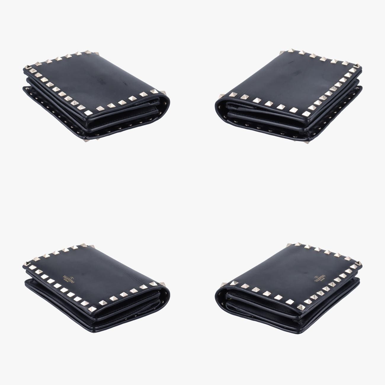 ヴァレンティノValentinoロックスタッズブラックレザーTV-N249BOL0