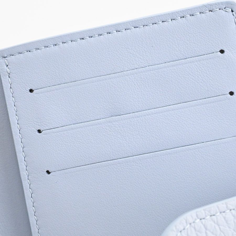 ルイヴィトン ミディアムウォレット