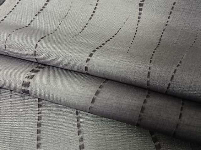 平和屋着物 上質な紬 絞り 変わり縞 暈し染め 正絹 zg