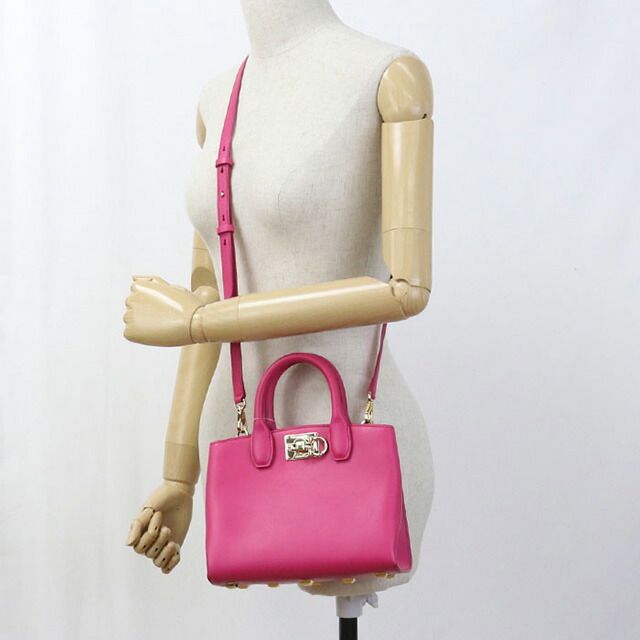 サルヴァトーレフェラガモ 21 H288 バッグ Salvatore 0 H288  