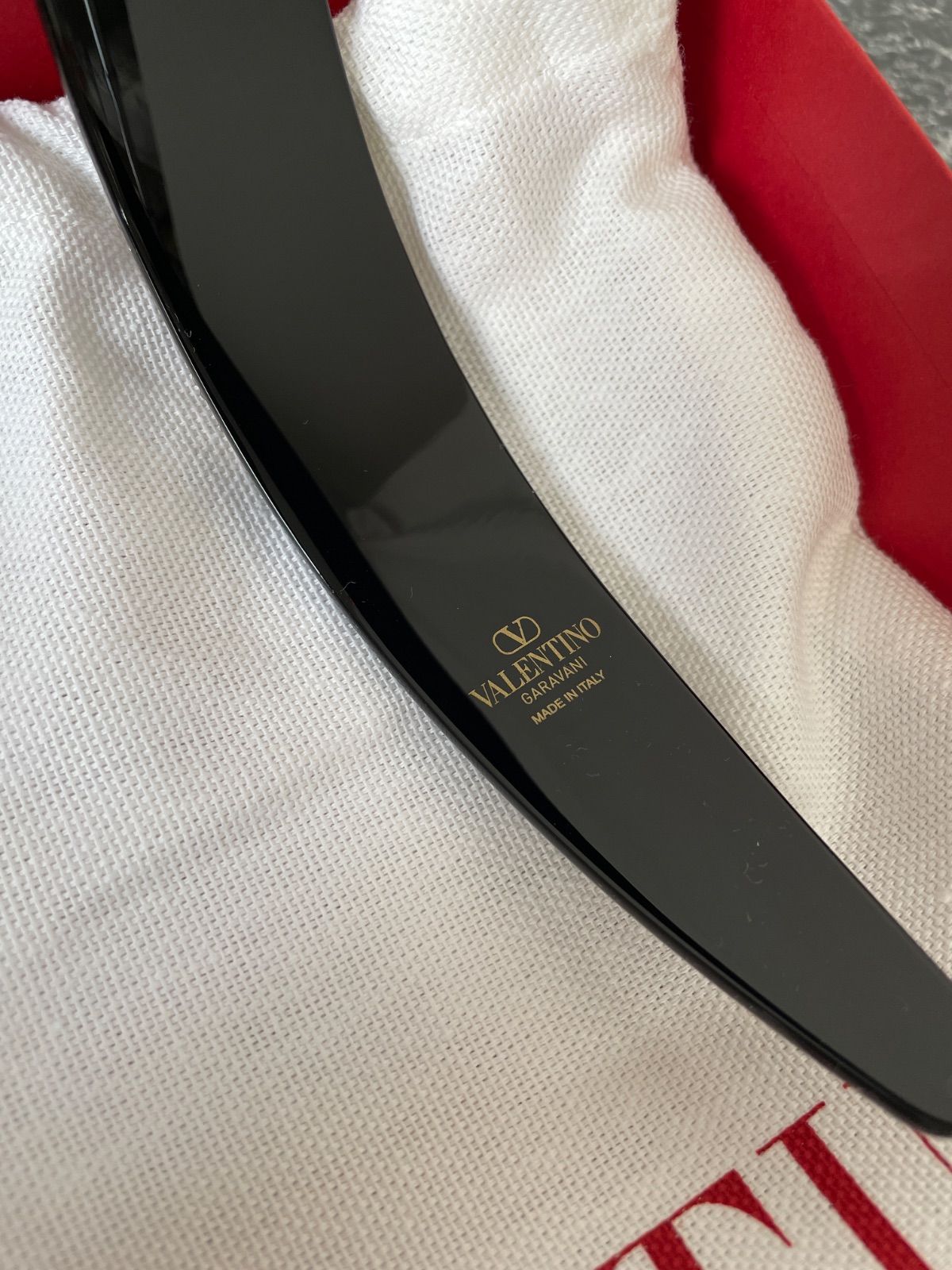 VALENTINO ヴァレンティノ カチューシャ スワロフスキー VALENTINO