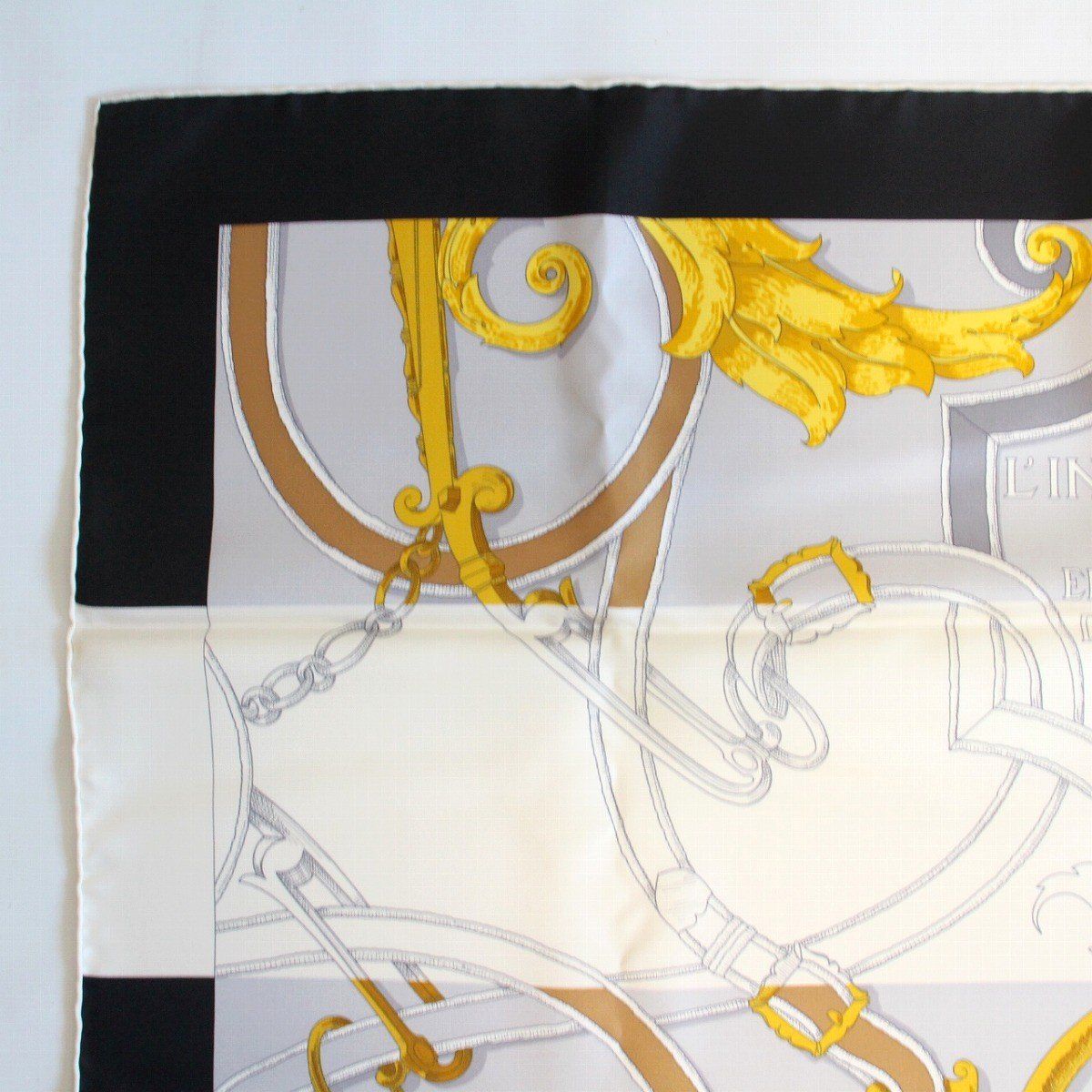 日本全国無料配達! HERMES エルメス カレ 90 スカーフ バデヤール 帝王学 シルク100％ ブラック系 いおき質店