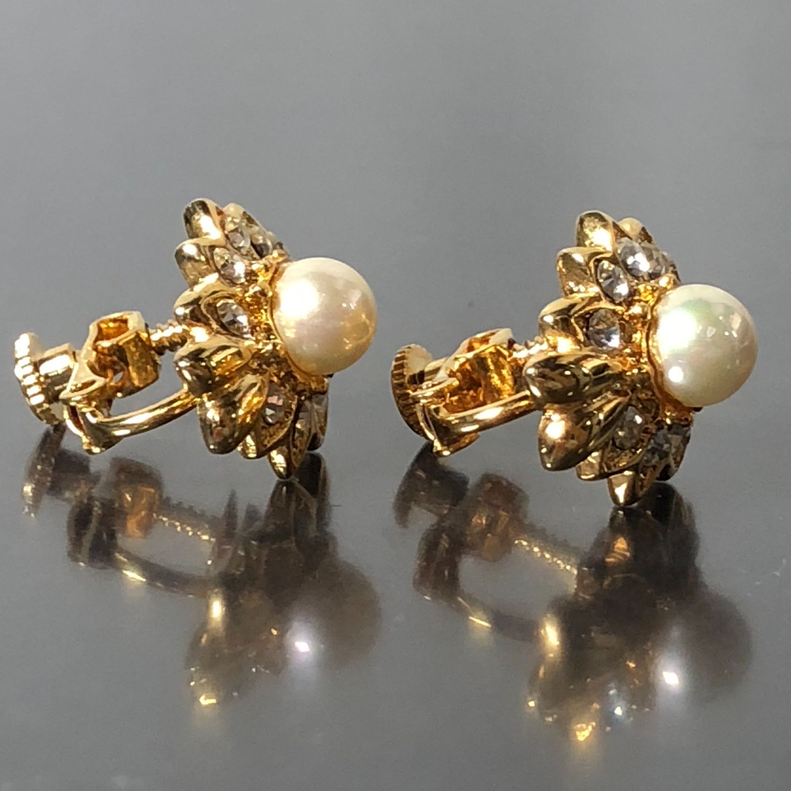 491 スターバロックパール　ネジバネ式イヤリング　ゴールドカラー 491 スターバロックパール ネジバネ式イヤリング ゴールドカラー