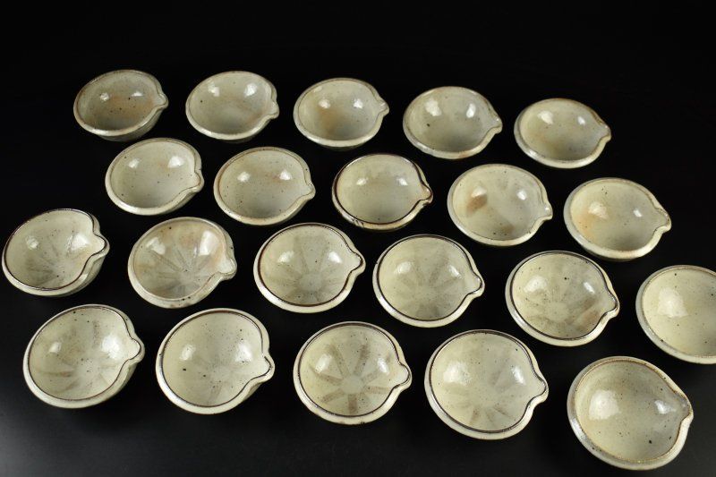 蔵A 5413 c 片口 小鉢 二十一客 高4㎝ 幅10 5㎝