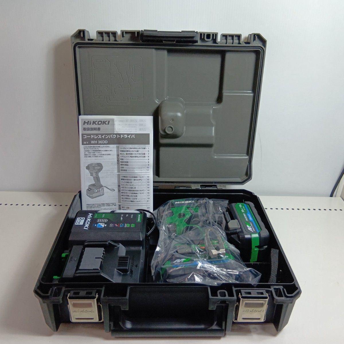 HiKOKI ハイコーキ インパクトドライバ WH36DD グリーン S 充電器 充電池2個 ケース付 コードレス式 36v J8501281