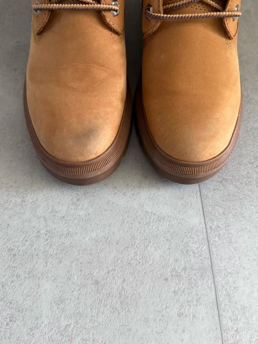 Timberland ウォーカーブーツ 6インチ ベージュ