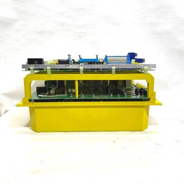ファナック ACスピンドルアンプ A06B-6064-H308 H550
