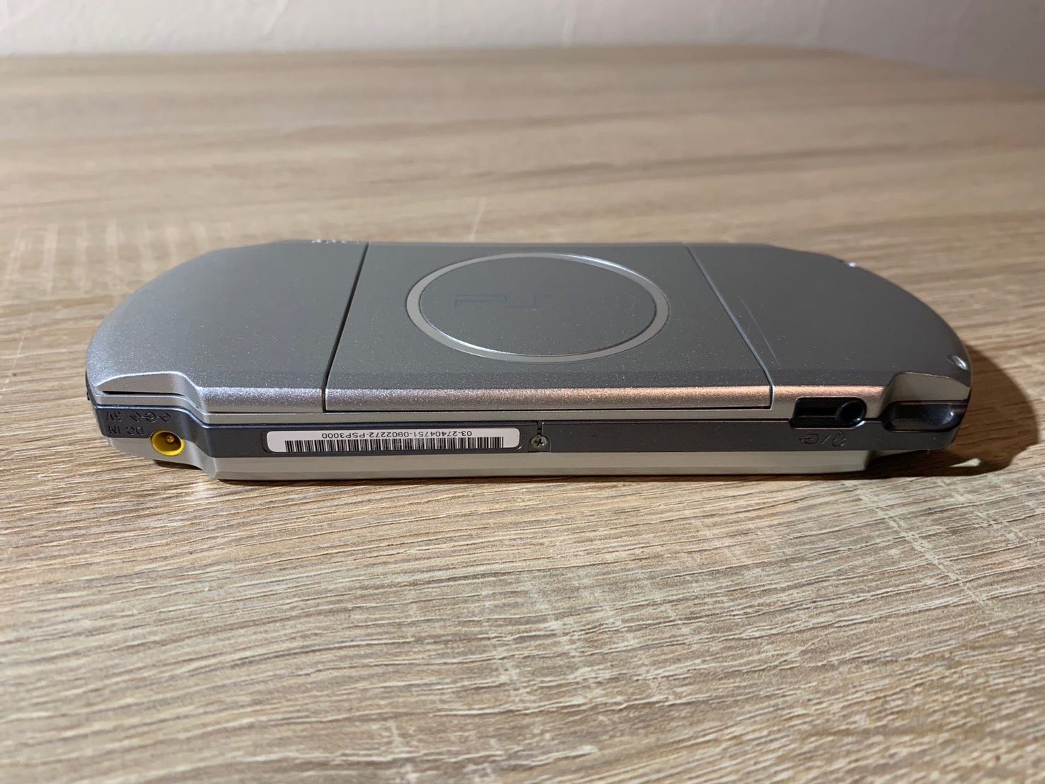 6560 PSP 3000 ミスティック・シルバー ジャンク品 - メルカリ