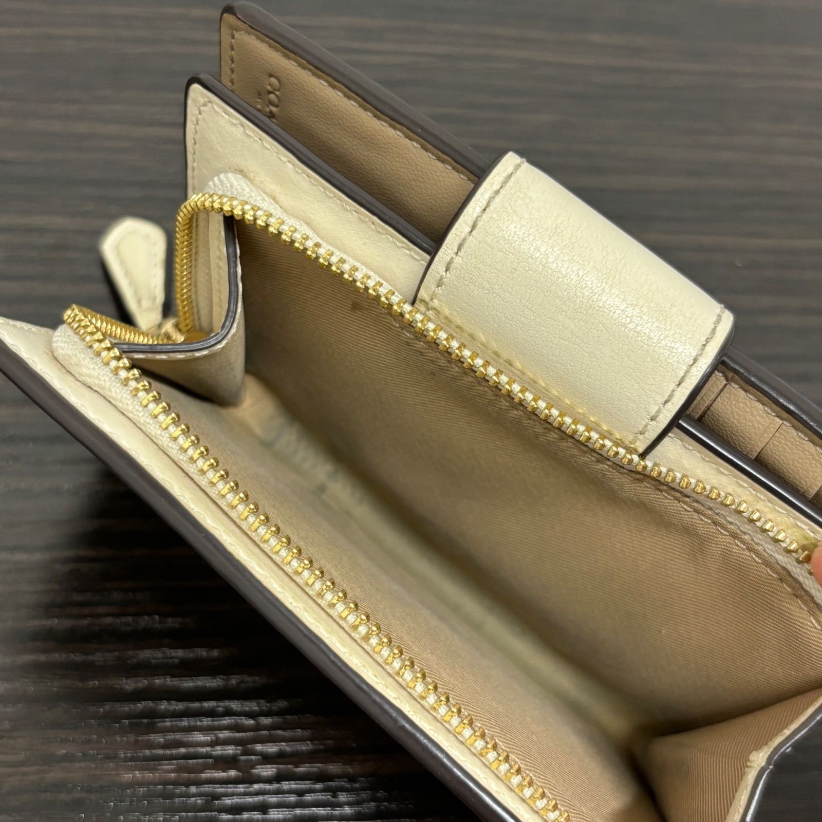 コーチ シグネチャー