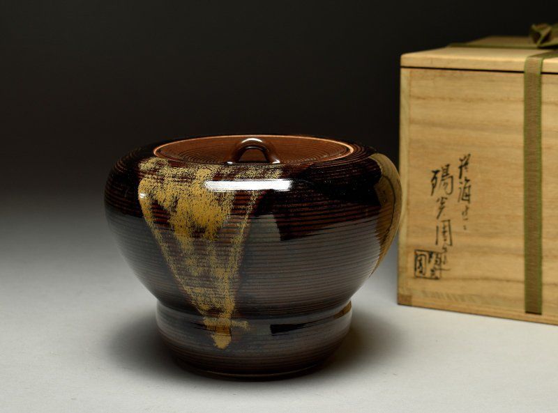 膳所焼 糸目水指 岩崎新定作 陽炎園造 茶道具 共箱 膳所焼 岩崎新定 陽炎園造水指 茶道具 共箱 膳所焼 糸目