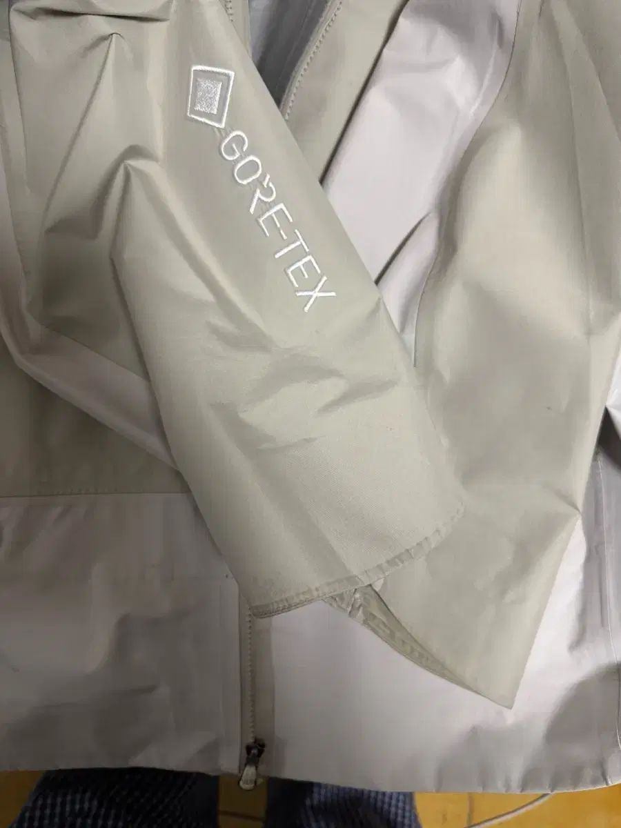 L NIKE ACG STORM-FIT ADV チェーンOFクレーターズ ジャケット ライト ストーン