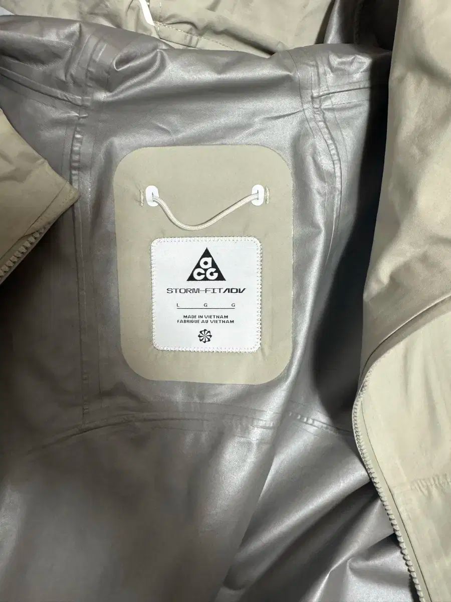 L NIKE ACG STORM-FIT ADV チェーンOFクレーターズ ジャケット ライト ストーン