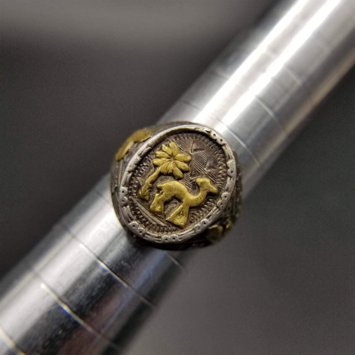 ラクダとヤシの木 レトロ彫金 オーバル 800 シルバー ヴィンテージ シグネット リング 銀 指輪 細かな細工 2トーン Y24-L