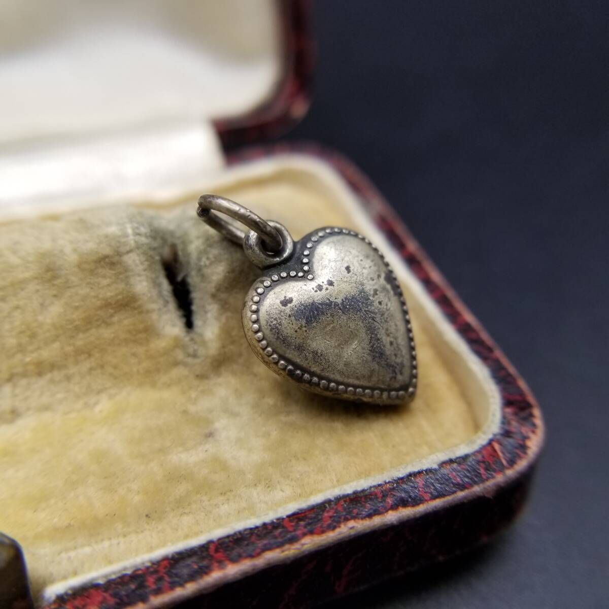 WWII期 ヴィンテージ スウィートハートジュエリー ホースシュー 勿忘草