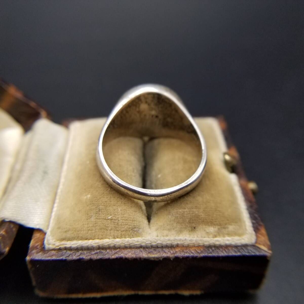 ラウンドトップ スタイリッシュ