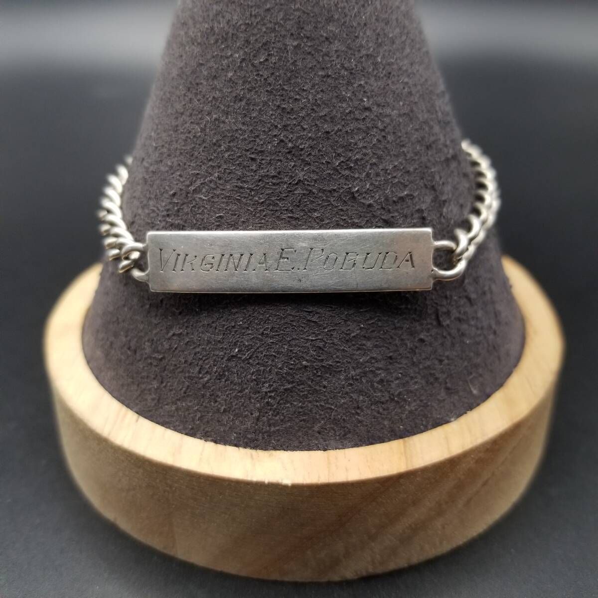 IDタグ 長方形プレート 925 シルバー ヴィンテージ ブレスレット 銀 シンプル スタイリッシュ ネーム彫金 Virginia E. Pobuda Y 24-S