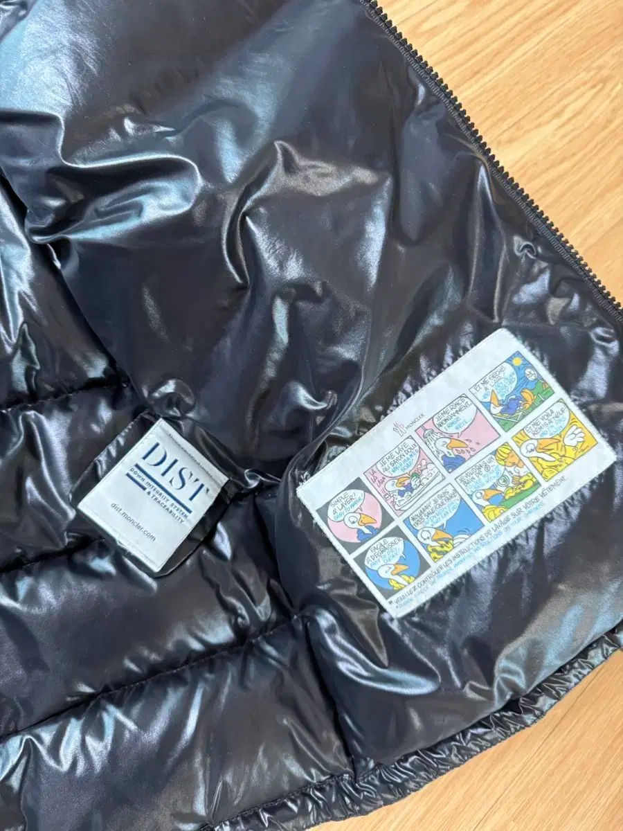  モンクレール キッズ ニュー マヤ ブラック ダウン 12 Y その他 ジャケット ブルゾン