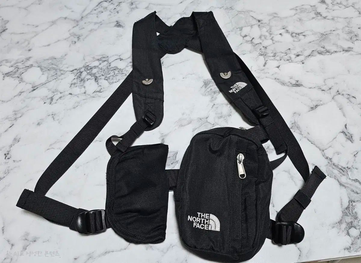 THE NORTH FACE ザノースフェイス チェスト バッグ x 新感染半島 ファイナル ステージ