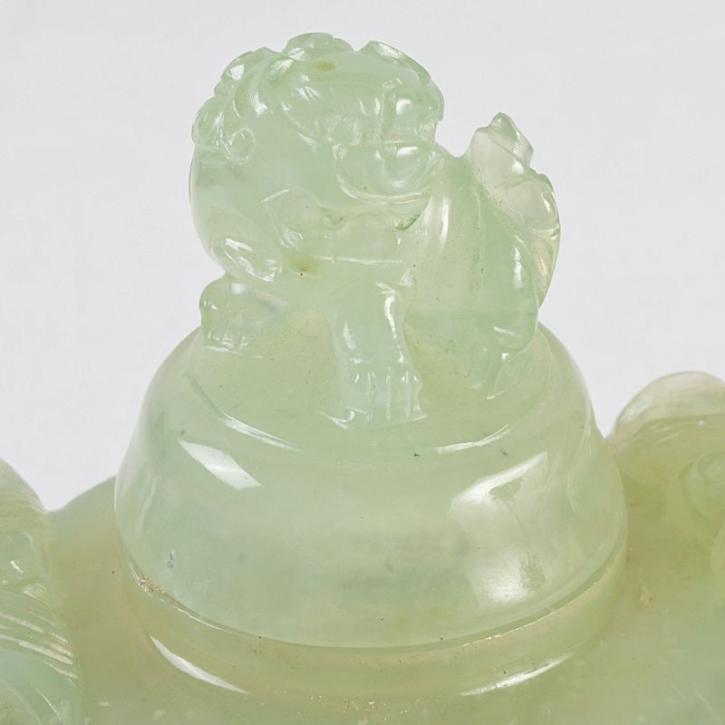 中国 玉石岫玉彫刻 雙耳活環 獅子鈕蓋爐 香炉 唐木台付 C S303 - メルカリ
