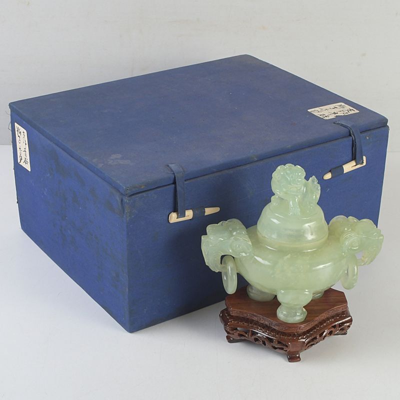 中国 玉石岫玉彫刻 雙耳活環 獅子鈕蓋爐 香炉 唐木台付 C S303 - メルカリ