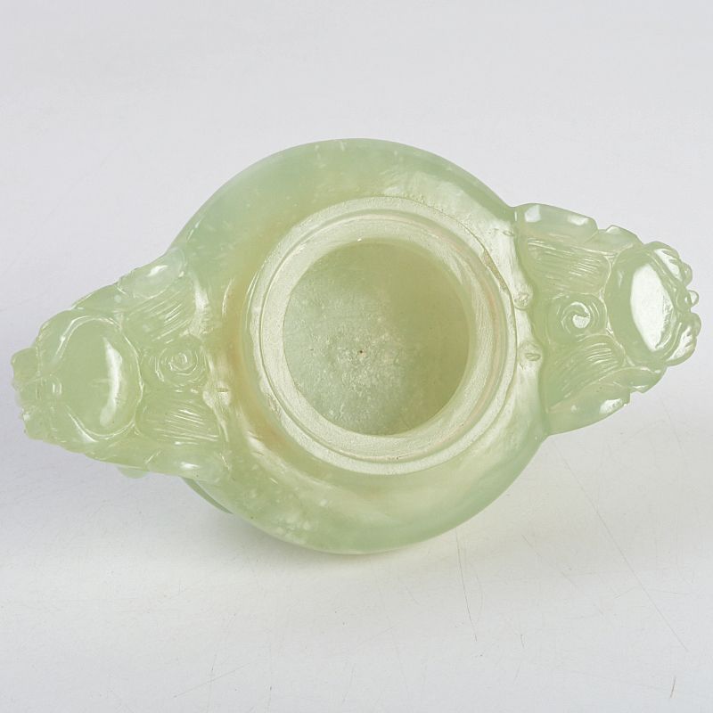 中国 玉石岫玉彫刻 雙耳活環 獅子鈕蓋爐 香炉 唐木台付 C S303 - メルカリ