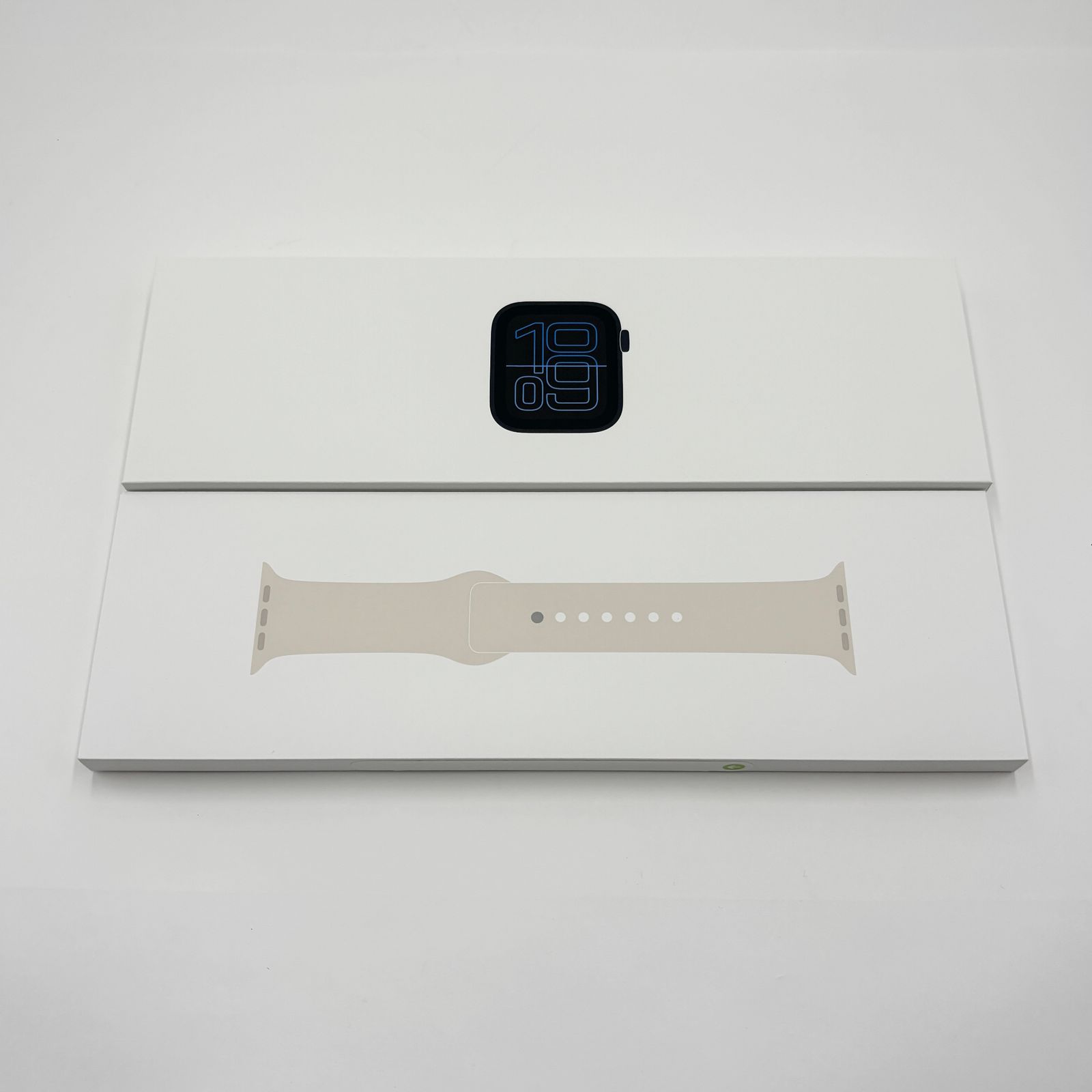 Apple Watch SE 3 GPSモデル 40 mm ミッドナイトMEHX 4 J A C 5414