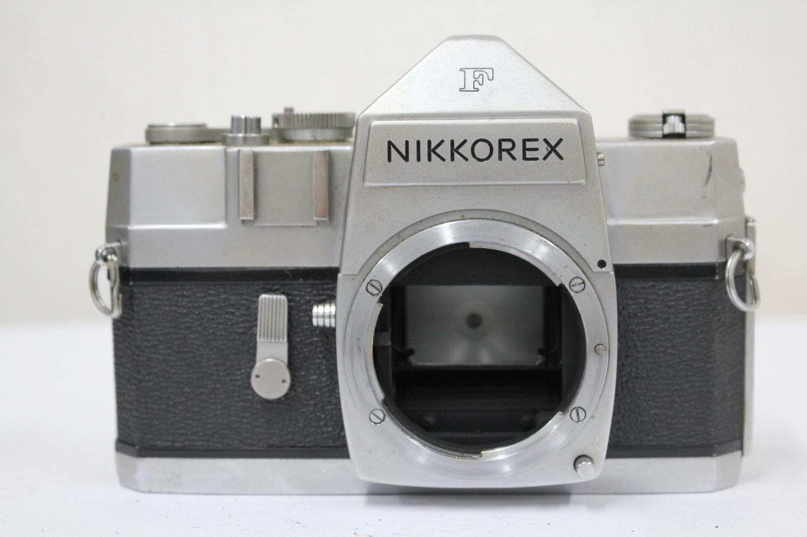 品 ニコン Nikon NIKKOREX SANKYO W-KOMURA- 28mm F3.5 プリセット絞り ボディレンズセット e3816