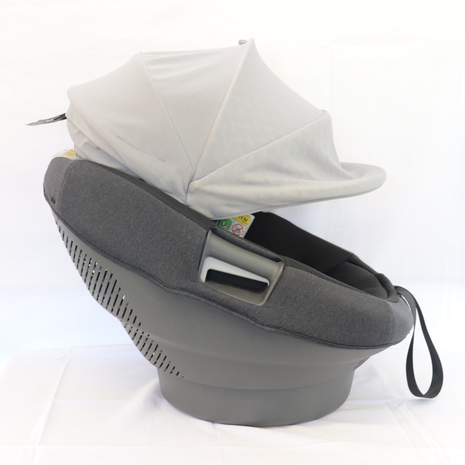 美品】Combi コンビ THE S ザエス ZA-670 グレー チャイルドシート