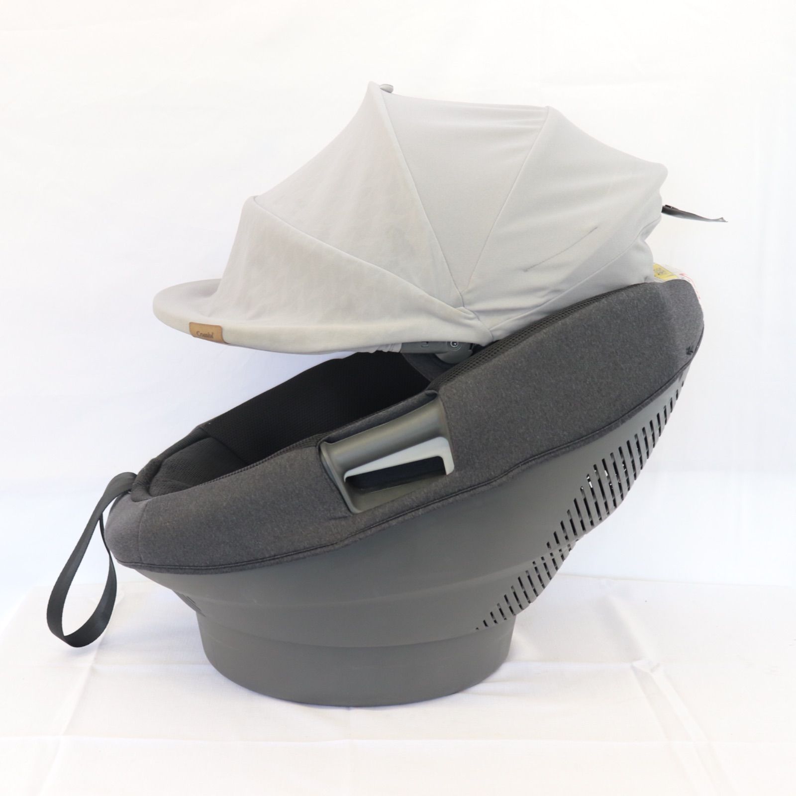 美品】Combi コンビ THE S ザエス ZA-670 グレー チャイルドシート