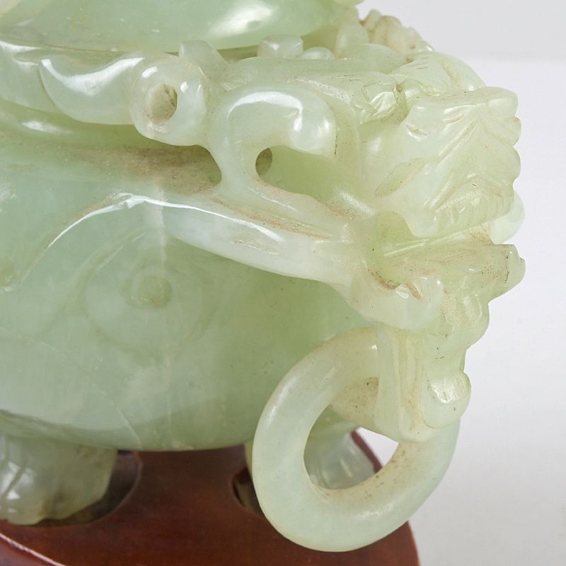 中国 玉石岫玉彫刻 雙耳活環 龍鈕蓋爐 香炉 唐木台付 N S306 - メルカリ